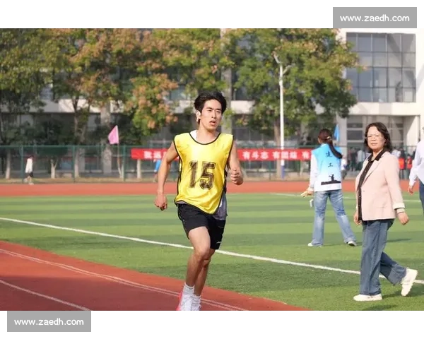 以冲刺次数为核心优化策略探索运动表现提升的科学方法与实践 以冲刺次数为核心优化策略探索运动表现提升的科学方法与实践